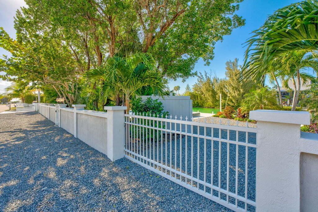 17183 Coral Drive, Sugarloaf, FL 33042 Photo