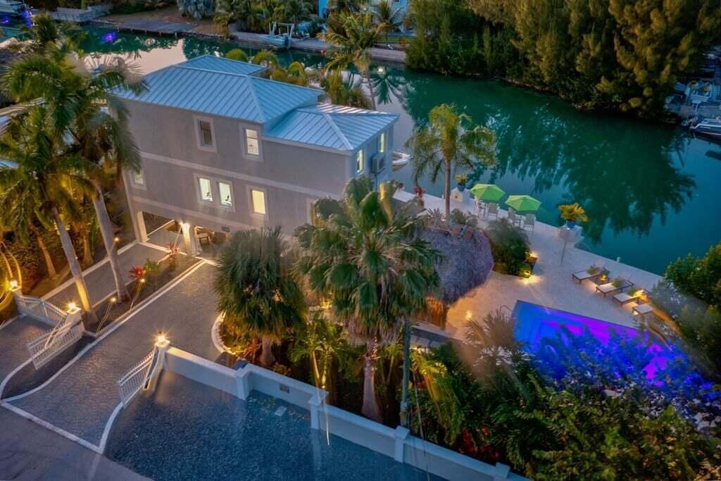 17183 Coral Drive, Sugarloaf, FL 33042 Photo