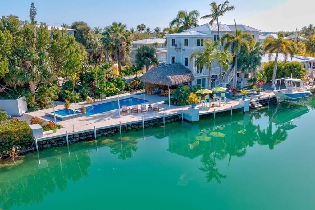 17183 Coral Drive, Sugarloaf, FL 33042 Photo