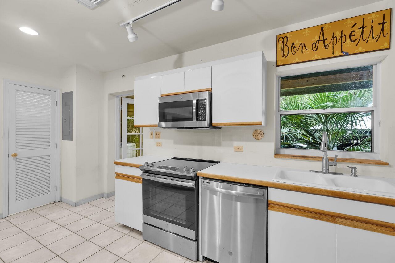 1544 Westward Ho Lane, Marathon, FL 33050 Photo