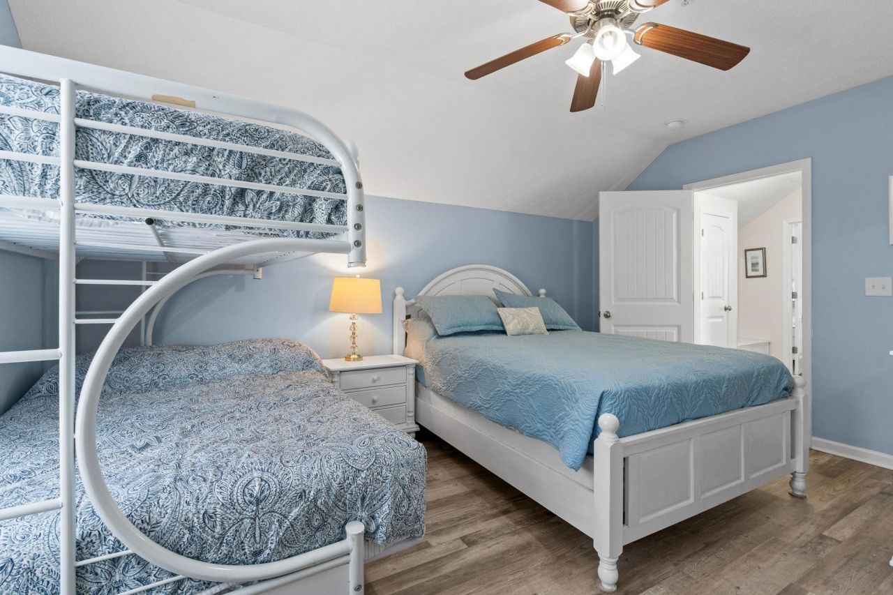 1928 Cassandra Ln. Photo 12