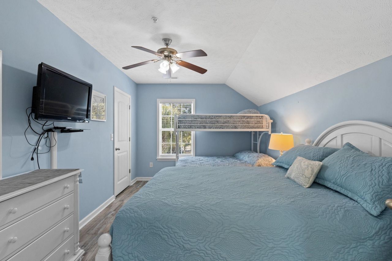 1928 Cassandra Ln. Photo 14