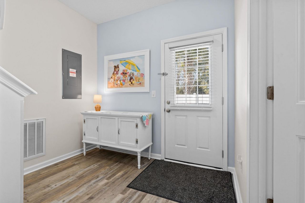 1928 Cassandra Ln. Photo 22