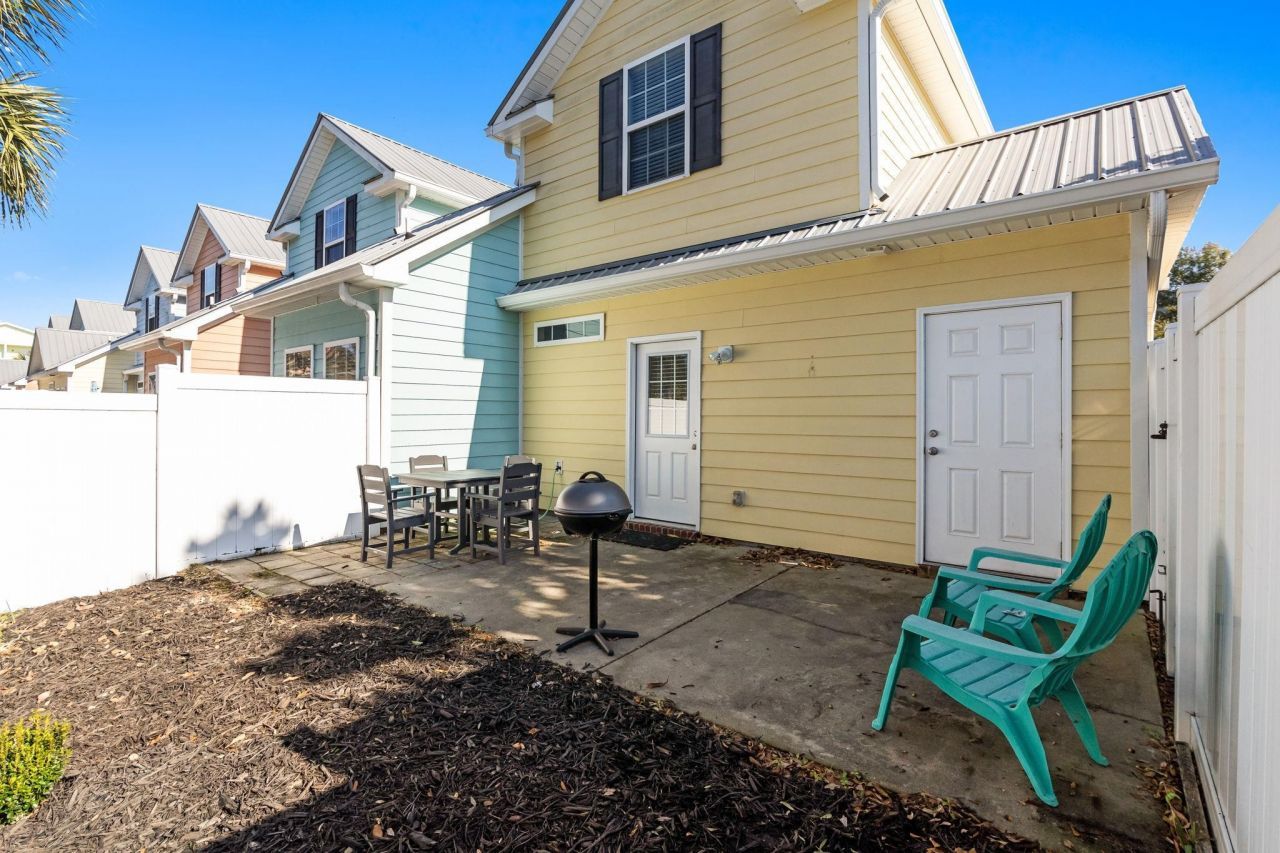 1928 Cassandra Ln. Photo 24