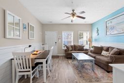 1928 Cassandra Ln. photo 4