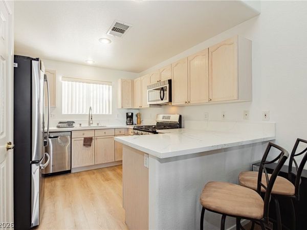 424 Pine Haven Street, Unit 203, Las Vegas, NV 89144