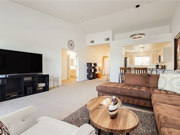 424 Pine Haven Street, Unit 203, Las Vegas, NV 89144