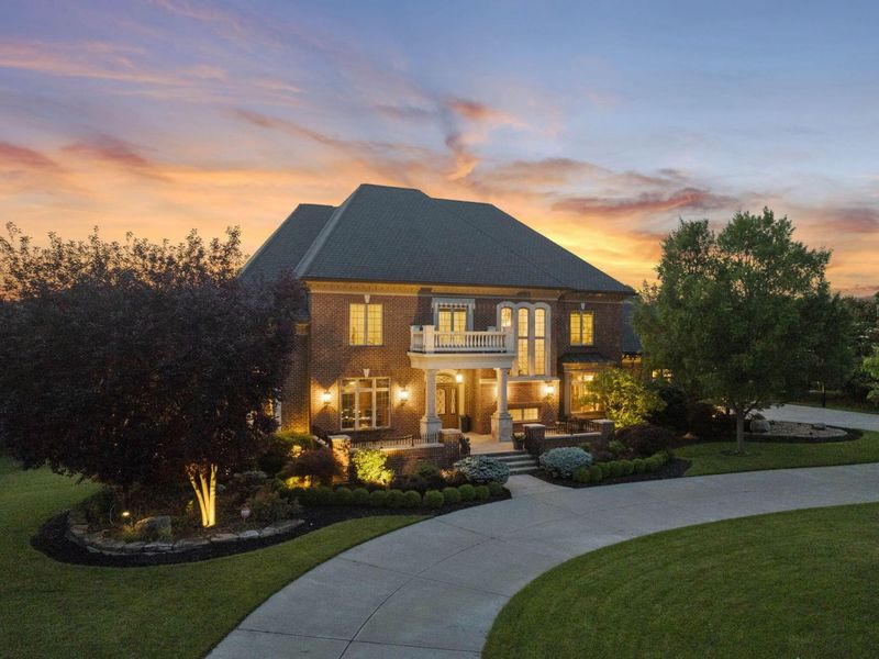 944 Squire Oaks Drive, Villa Hills, KY 41017 Photo 2