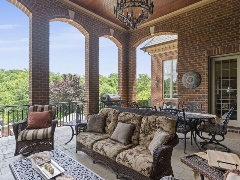 944 Squire Oaks Drive, Villa Hills, KY 41017 Photo 9