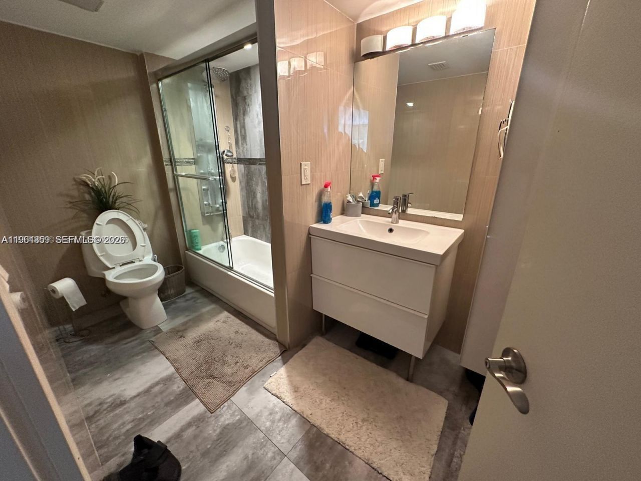 210 174th St, Unit 2202, Sunny Isles Beach, FL 33160 Photo