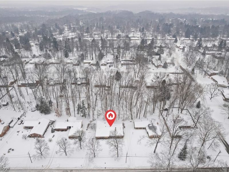 10635 Tanager Trail, Brecksville, OH 44141 Photo 2