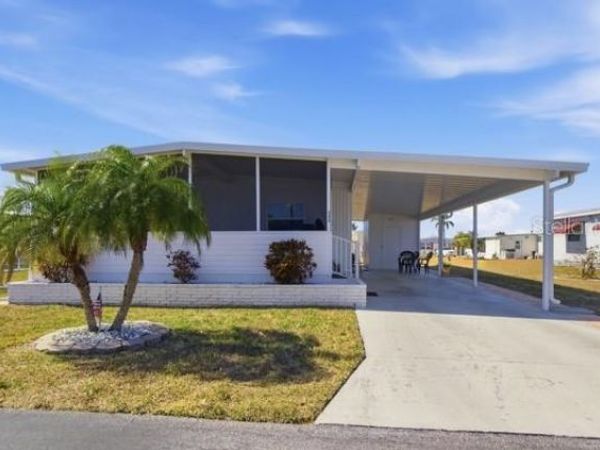 499 LONGWOOD DRIVE, VENICE, FL 34285