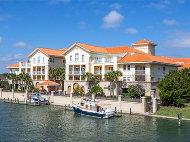 300 BELLA HARBOR COURT, Unit 101, PALM COAST, FL 32137