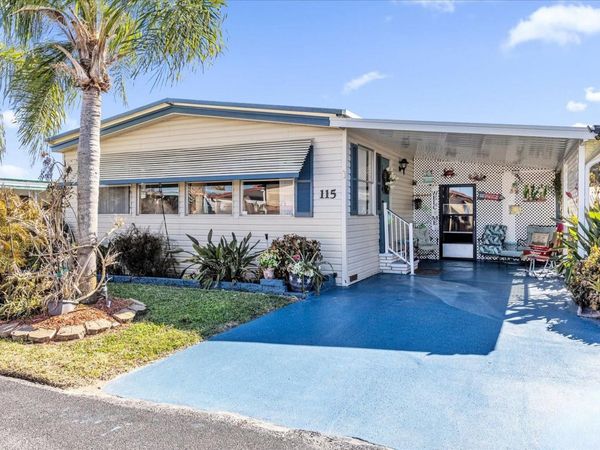 115 TROPICAL LANE, LEESBURG, FL 34748