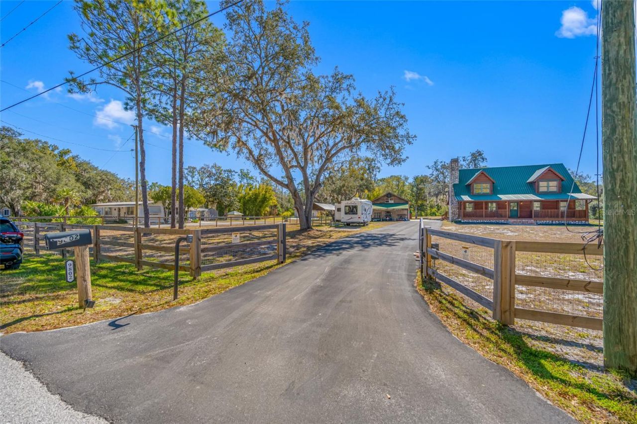 9802 Royal Palm Avenue, New Port Richey, FL 34654 Photo