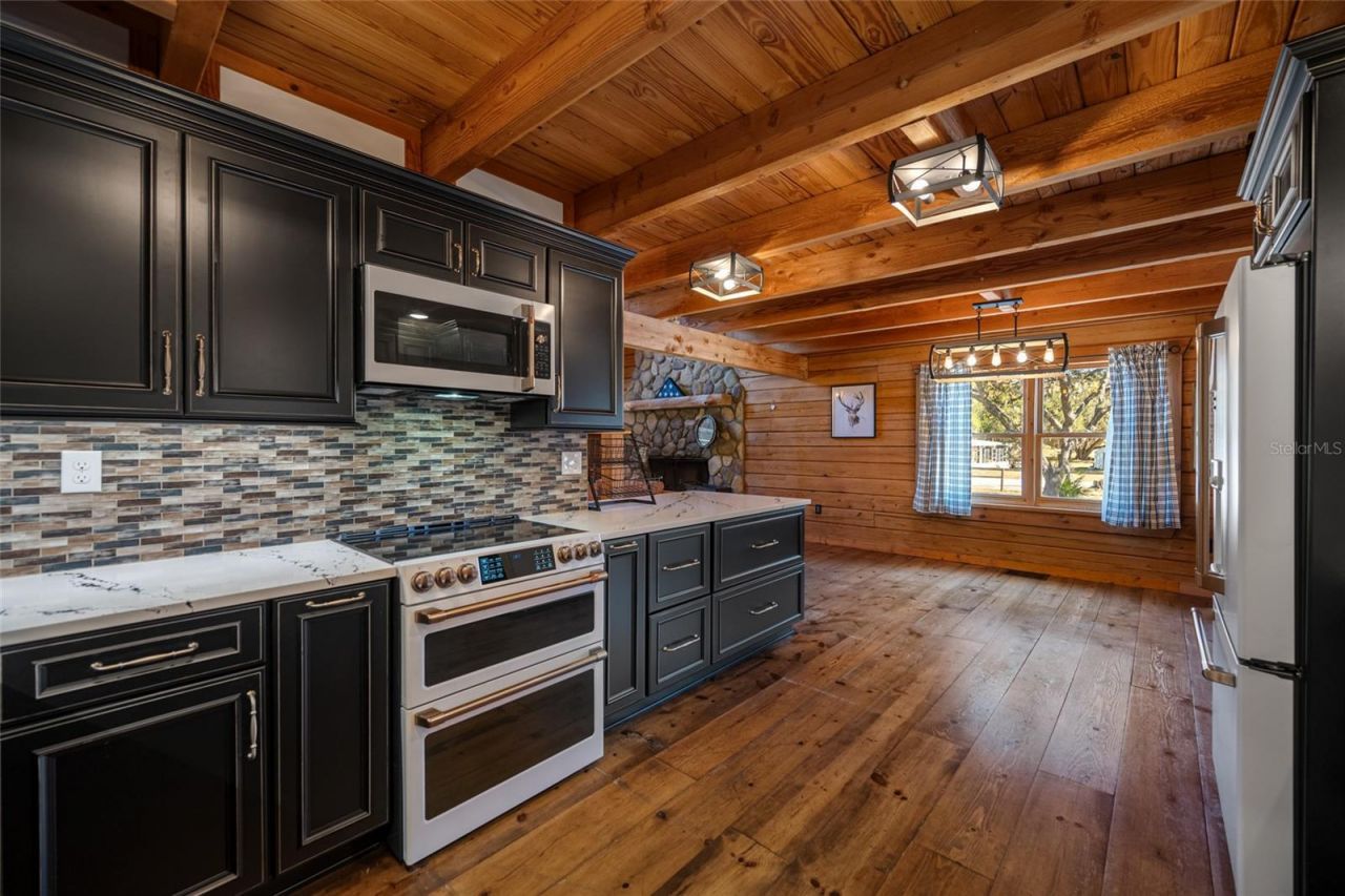 9802 Royal Palm Avenue, New Port Richey, FL 34654 Photo