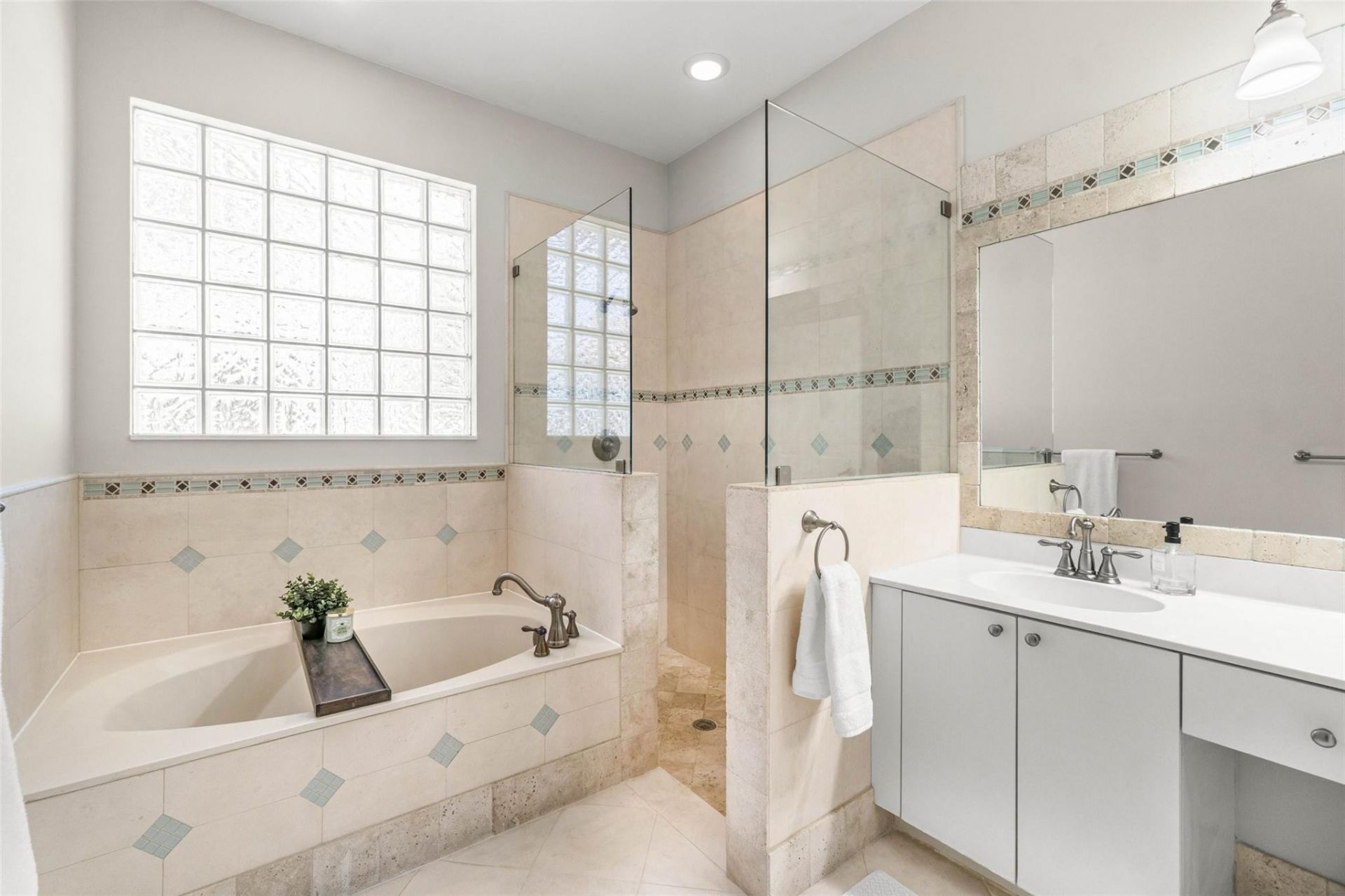 5260 NW 112th Way, Coral Springs, FL 33076 Photo