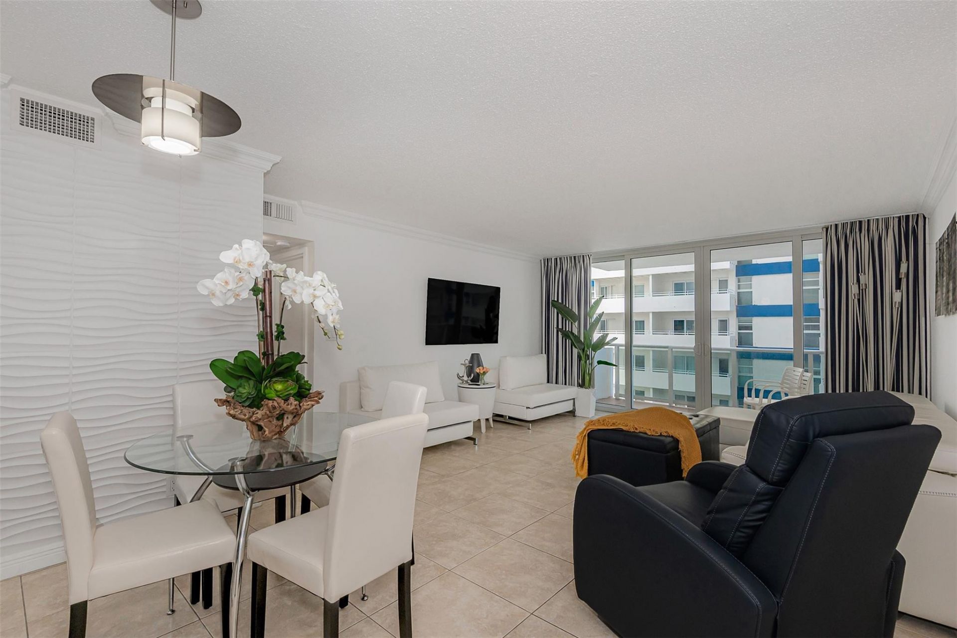 3140 S Ocean Drive, Unit 509, Hallandale Beach, FL 33009 Photo