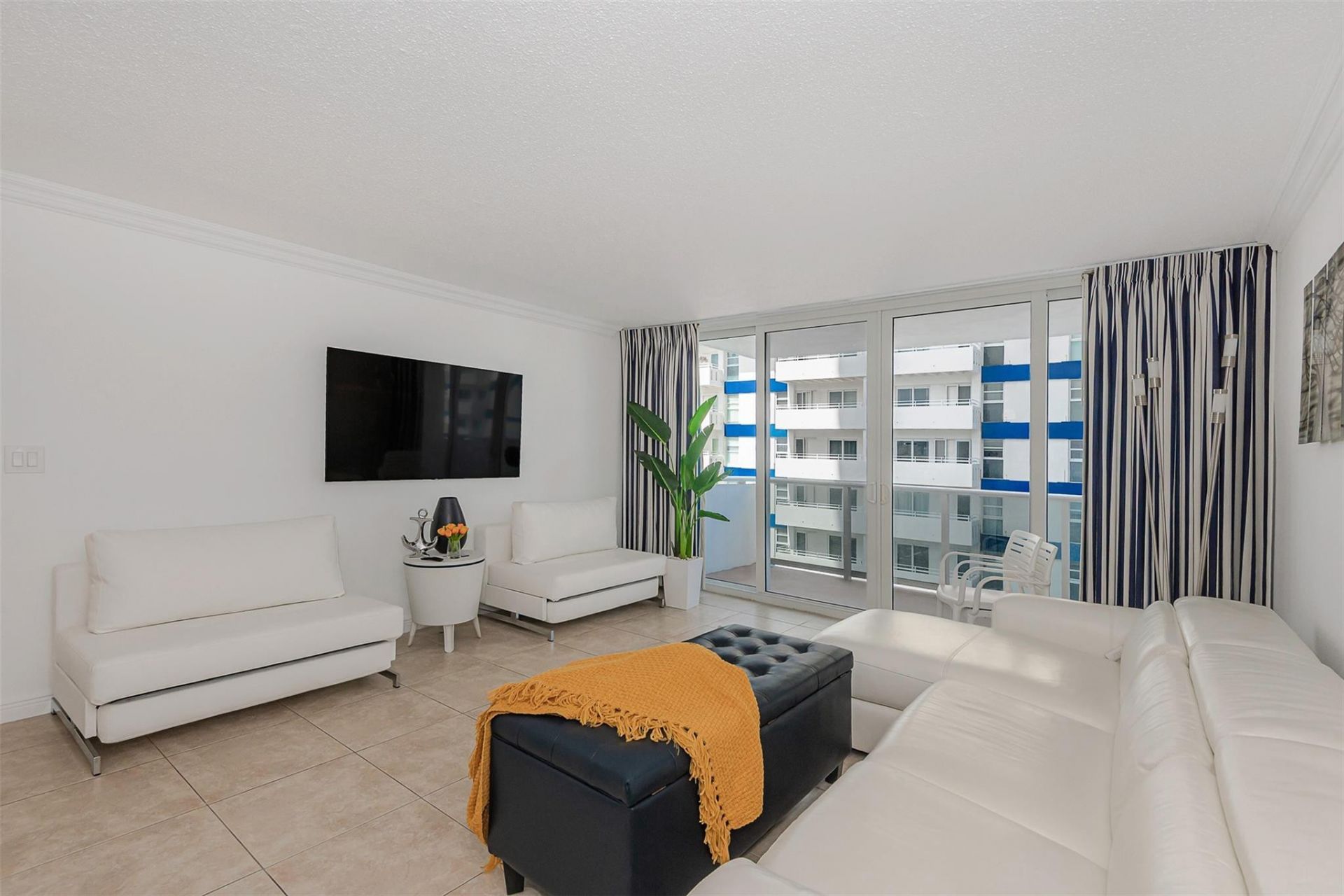3140 S Ocean Drive, Unit 509, Hallandale Beach, FL 33009 Photo