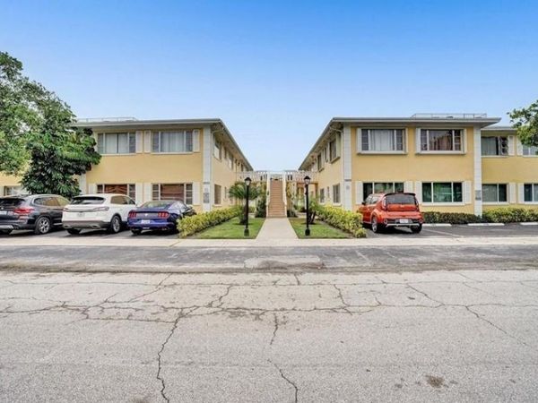 5820 NE 22nd Way, Unit 628, Fort Lauderdale, FL 33308