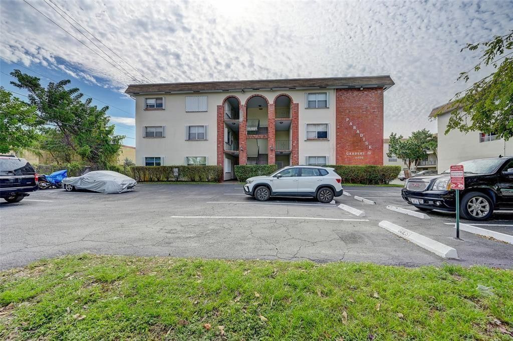 2200 Taylor Street, Unit 104, Hollywood, FL 33020 Photo