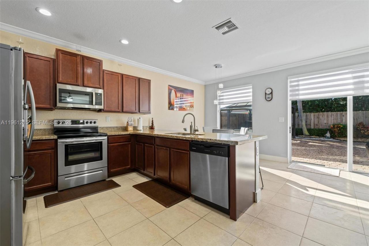 4182 NE 20th St, Homestead, FL 33033 Photo