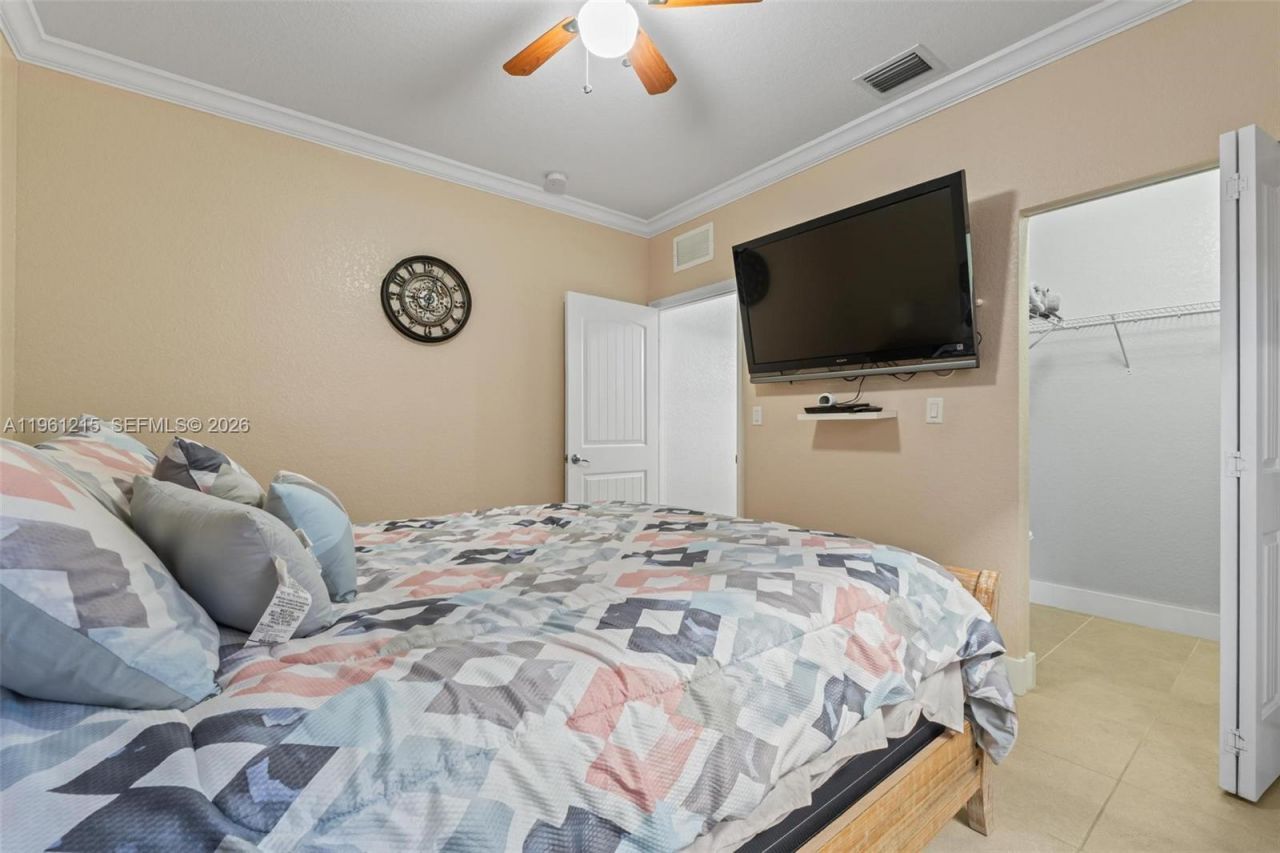 4182 NE 20th St, Homestead, FL 33033 Photo