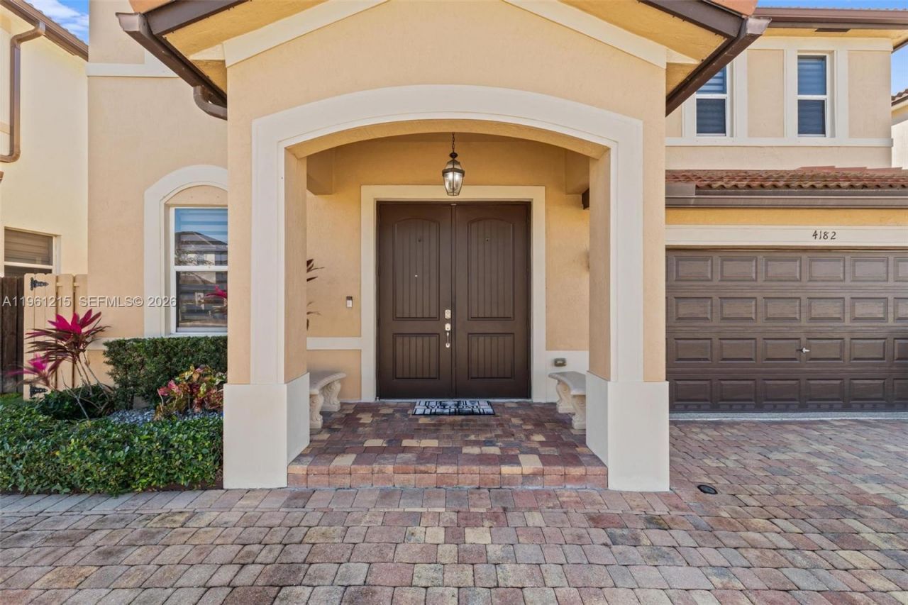 4182 NE 20th St, Homestead, FL 33033 Photo