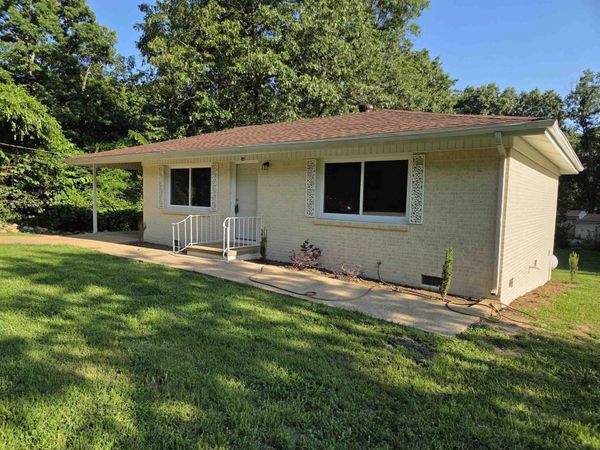 34 Sequoyah Ridge Road, Cherokee Village, AR 72529