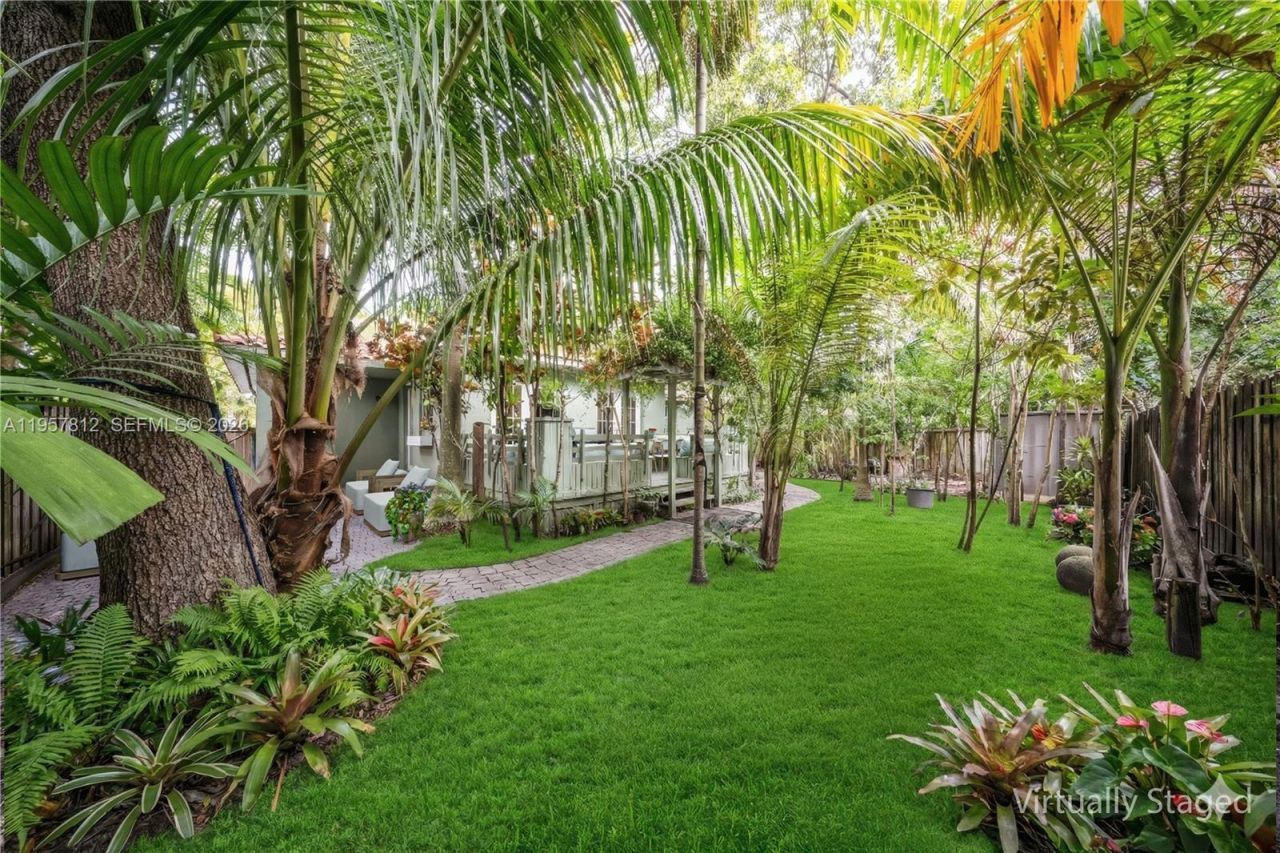 670 NE 56th St, Miami, FL 33137 Photo