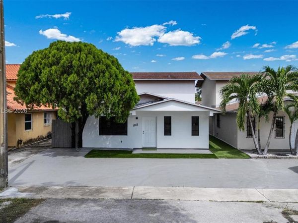 1283 W 42nd St, Unit 2, Hialeah, FL 33012