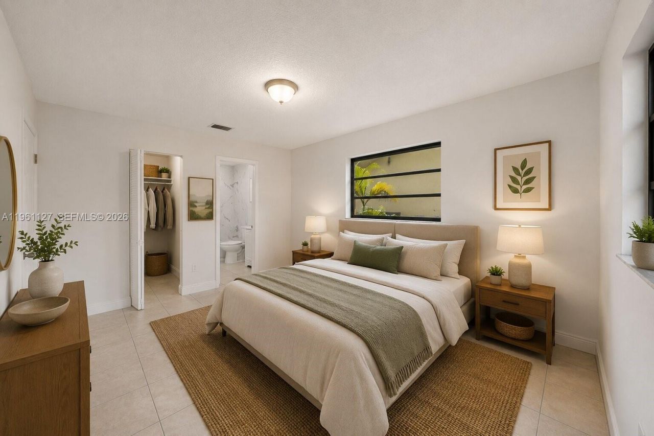 1283 W 42nd St, Unit 2, Hialeah, FL 33012 Photo