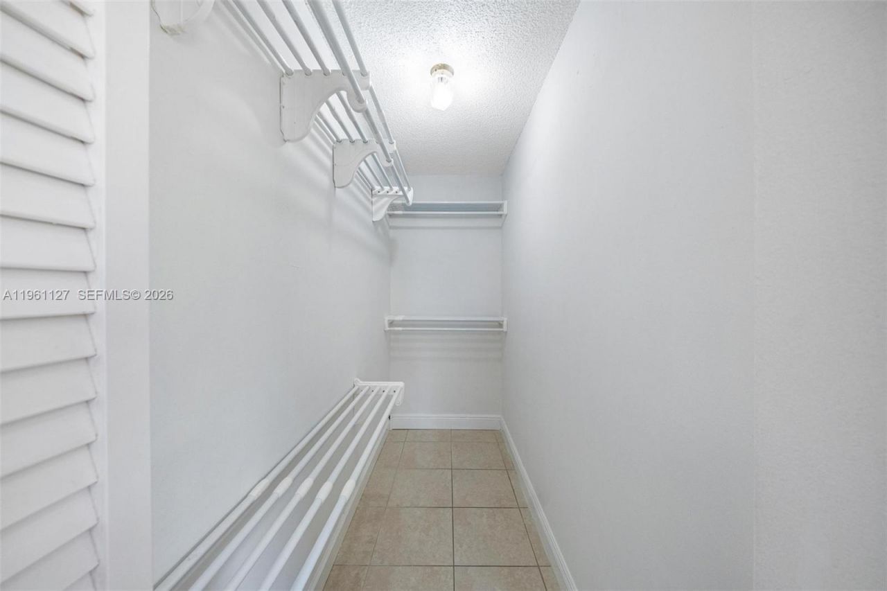 1283 W 42nd St, Unit 2, Hialeah, FL 33012 Photo