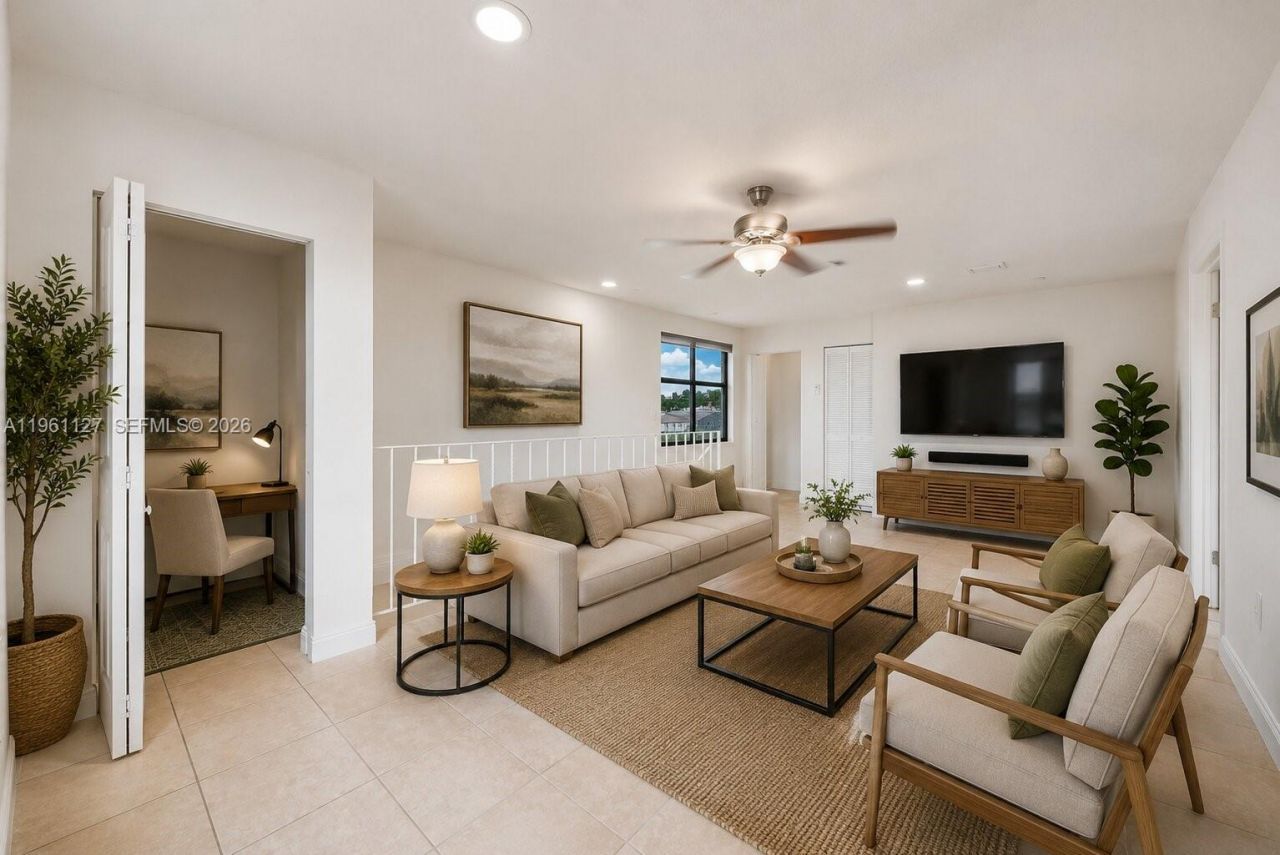 1283 W 42nd St, Unit 2, Hialeah, FL 33012 Photo