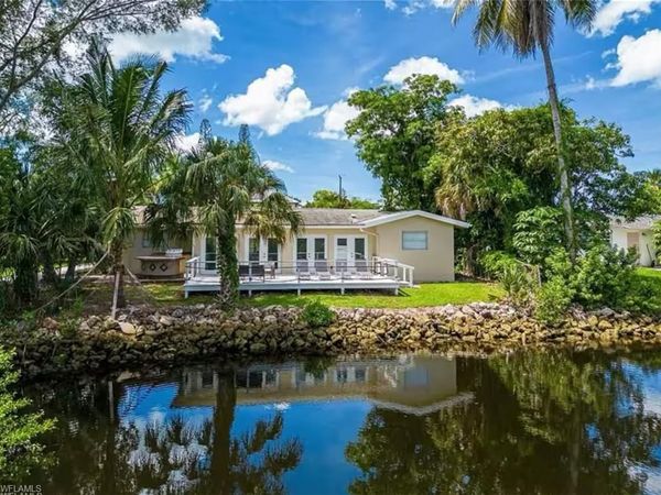 514 14th ST N, NAPLES, FL 34102