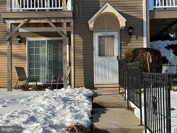 732 SPARROW LANE, LANGHORNE, PA 19047