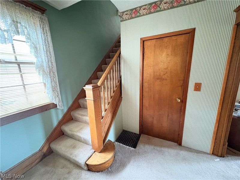 465 Saint Leger Avenue, Akron, OH 44305 Photo 4