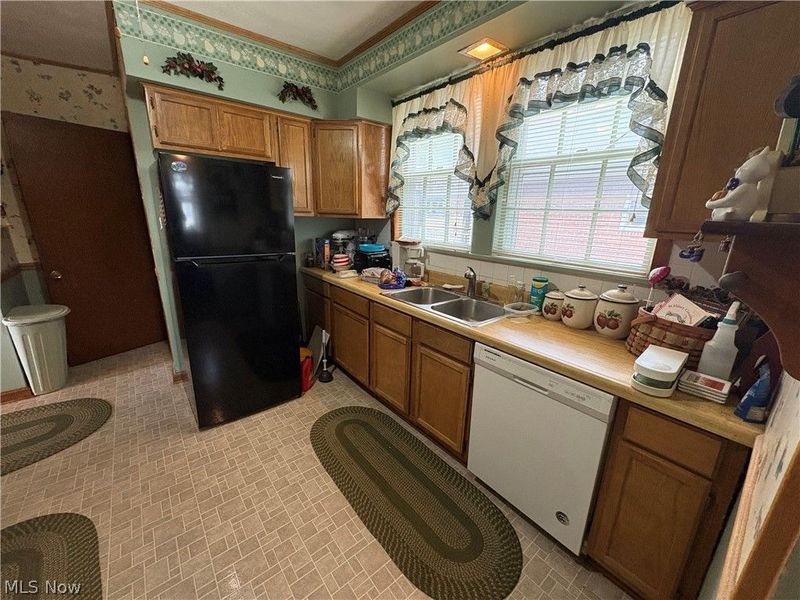 465 Saint Leger Avenue, Akron, OH 44305 Photo 8