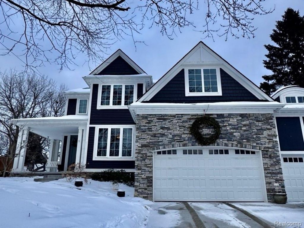 420 Bennett Street, Milford Vlg, MI 48381 Main Photo