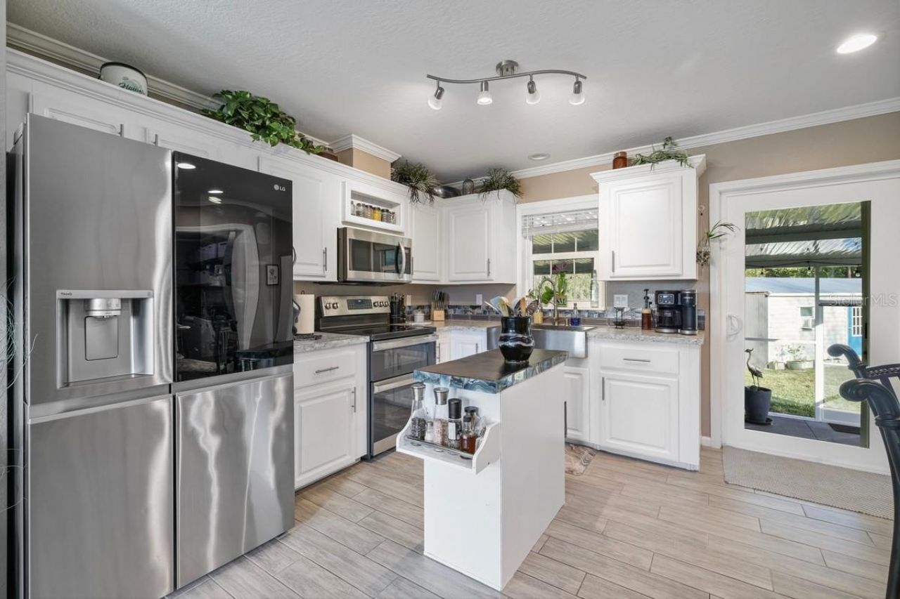 6885 Rich Road, North Fort Myers, FL 33917 Photo