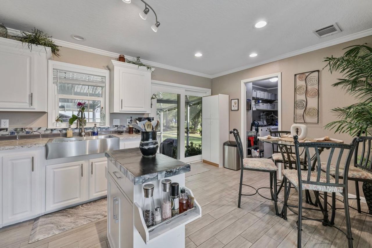 6885 Rich Road, North Fort Myers, FL 33917 Photo