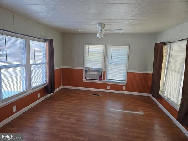 8 SUNSET BLVD, SOUTHAMPTON, NJ 08088