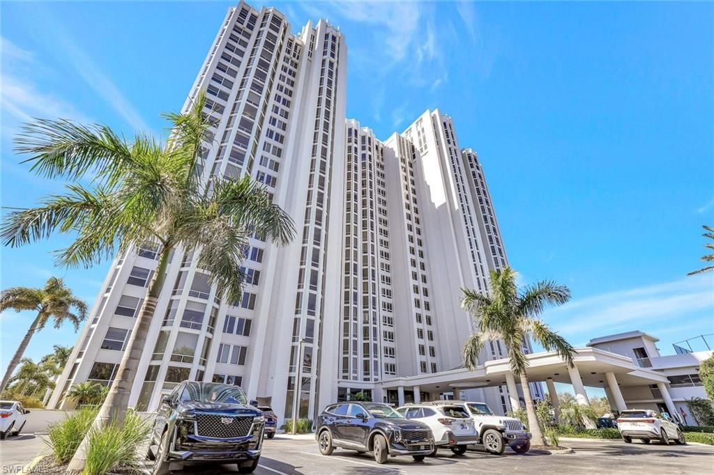6849 Grenadier Blvd, Unit 105, Naples, FL 34108 Photo