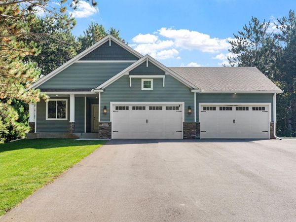 21873 Drake Street NW, Oak Grove, MN 55011