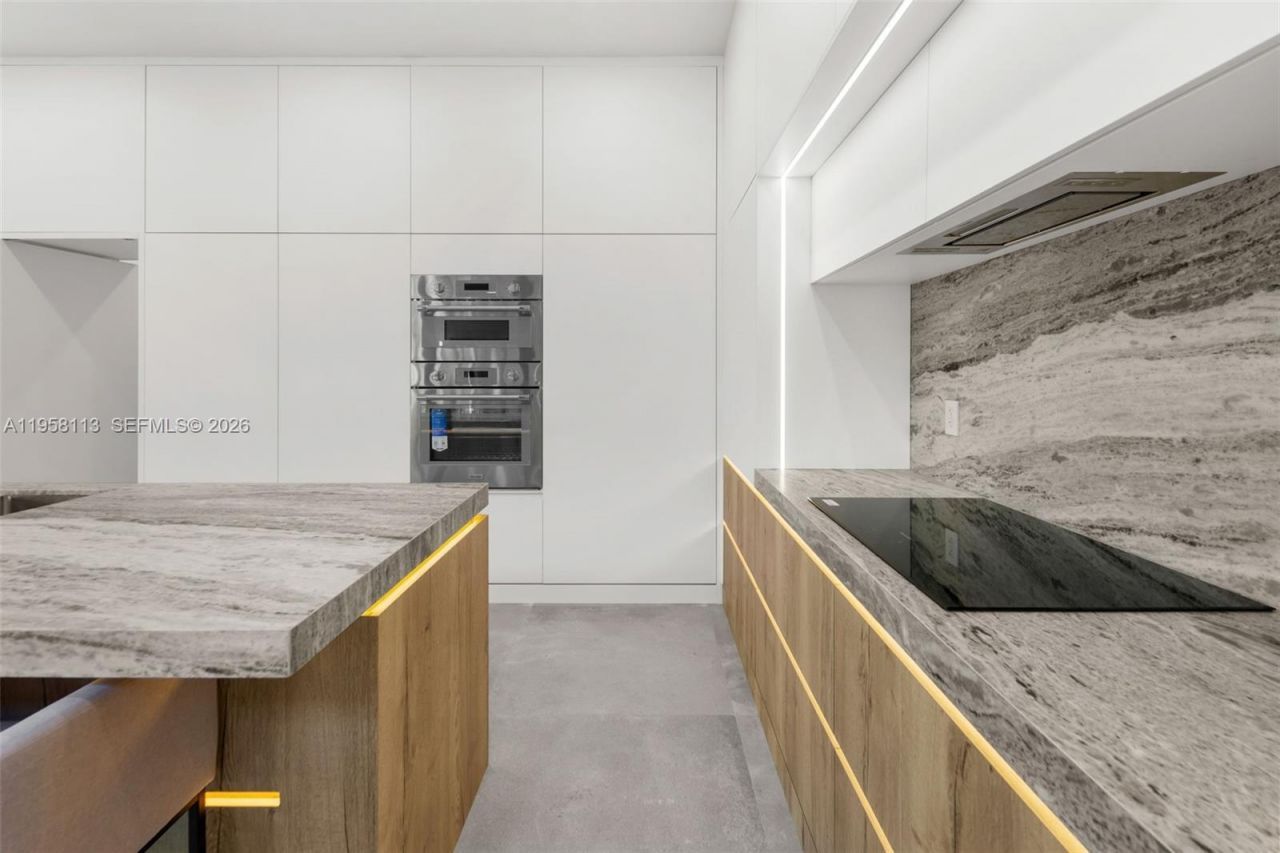 441 NW 44th St , Miami, FL 33127 Photo