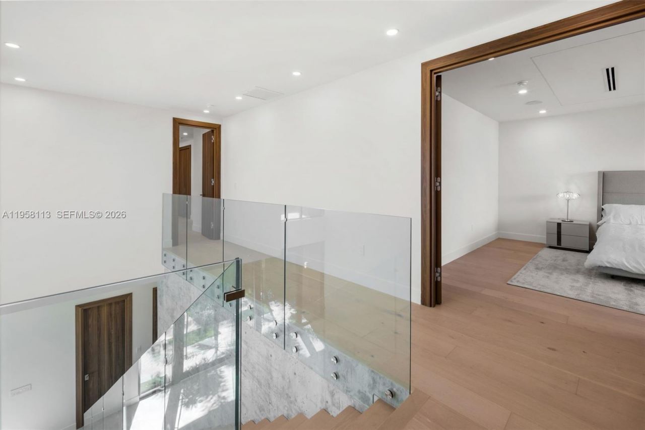 441 NW 44th St , Miami, FL 33127 Photo