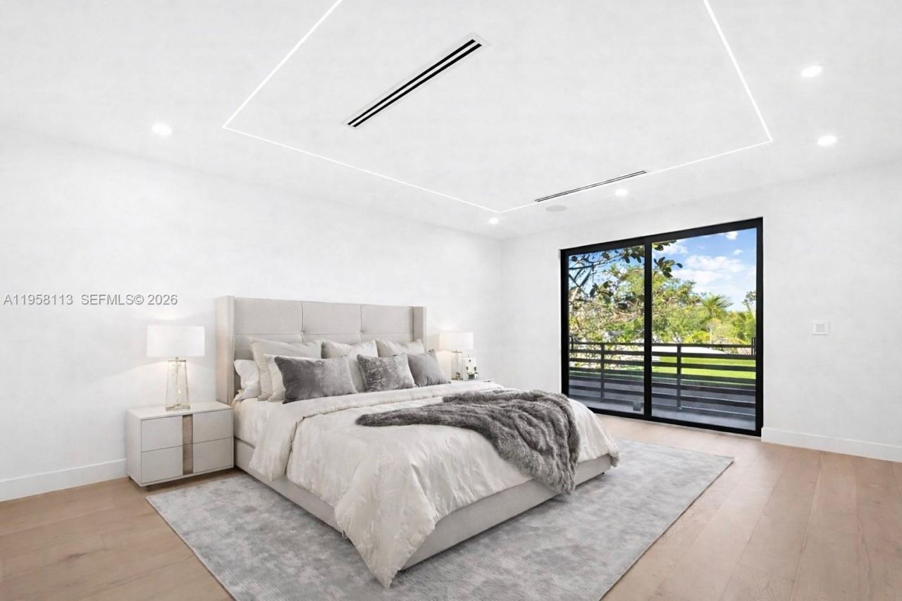 441 NW 44th St , Miami, FL 33127 Photo