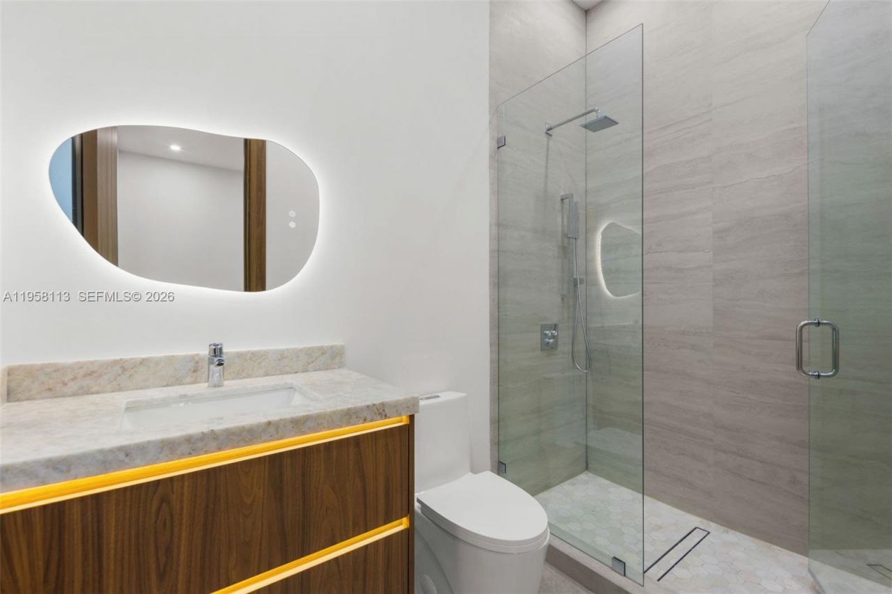 441 NW 44th St , Miami, FL 33127 Photo