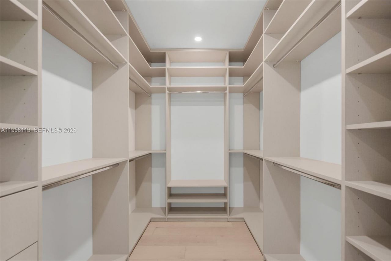 441 NW 44th St , Miami, FL 33127 Photo