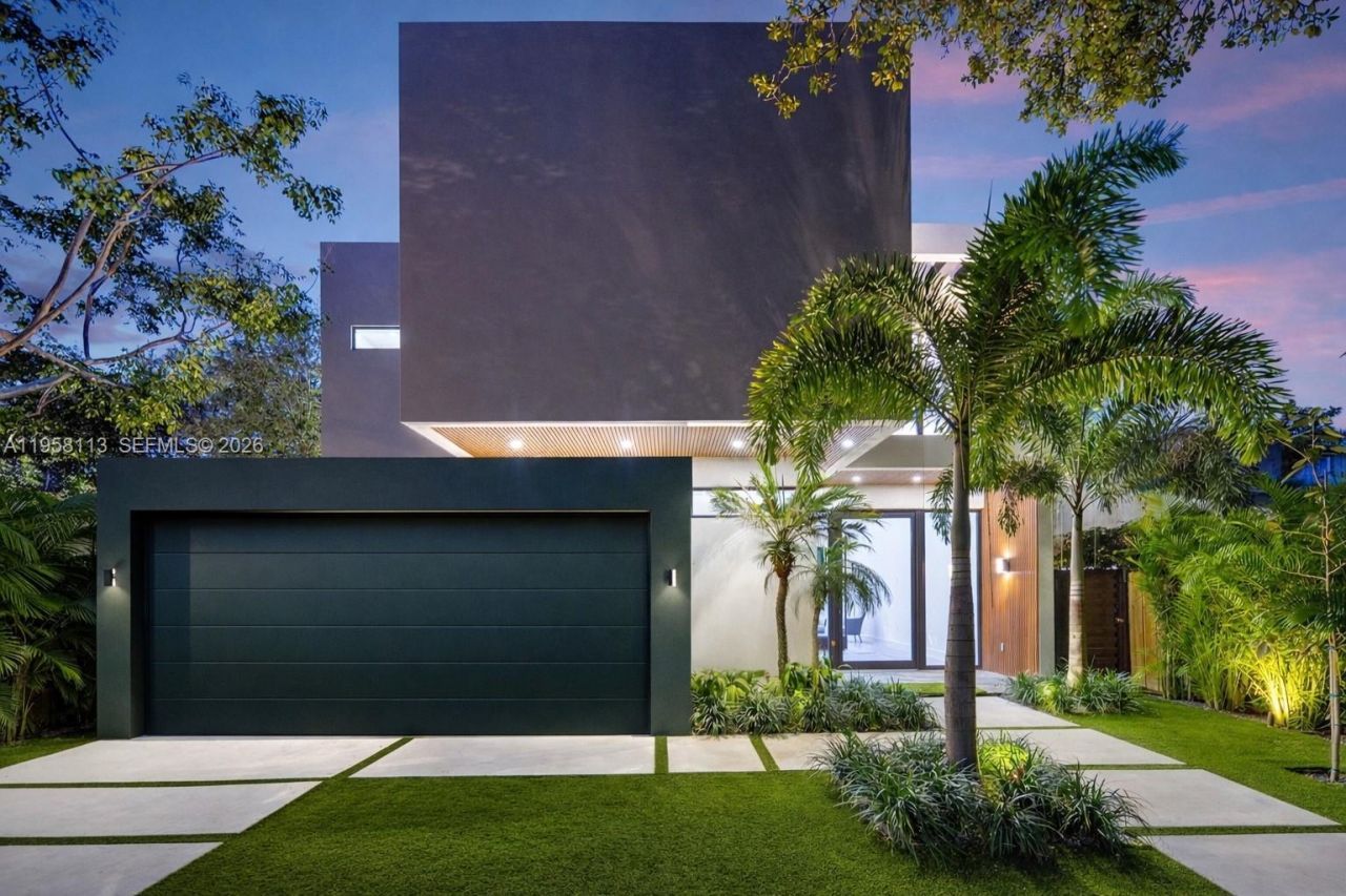 441 NW 44th St , Miami, FL 33127 Photo